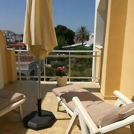 With 2 Bedrooms In Denia, With Wonderful Sea View, Pool Acce Dénia
